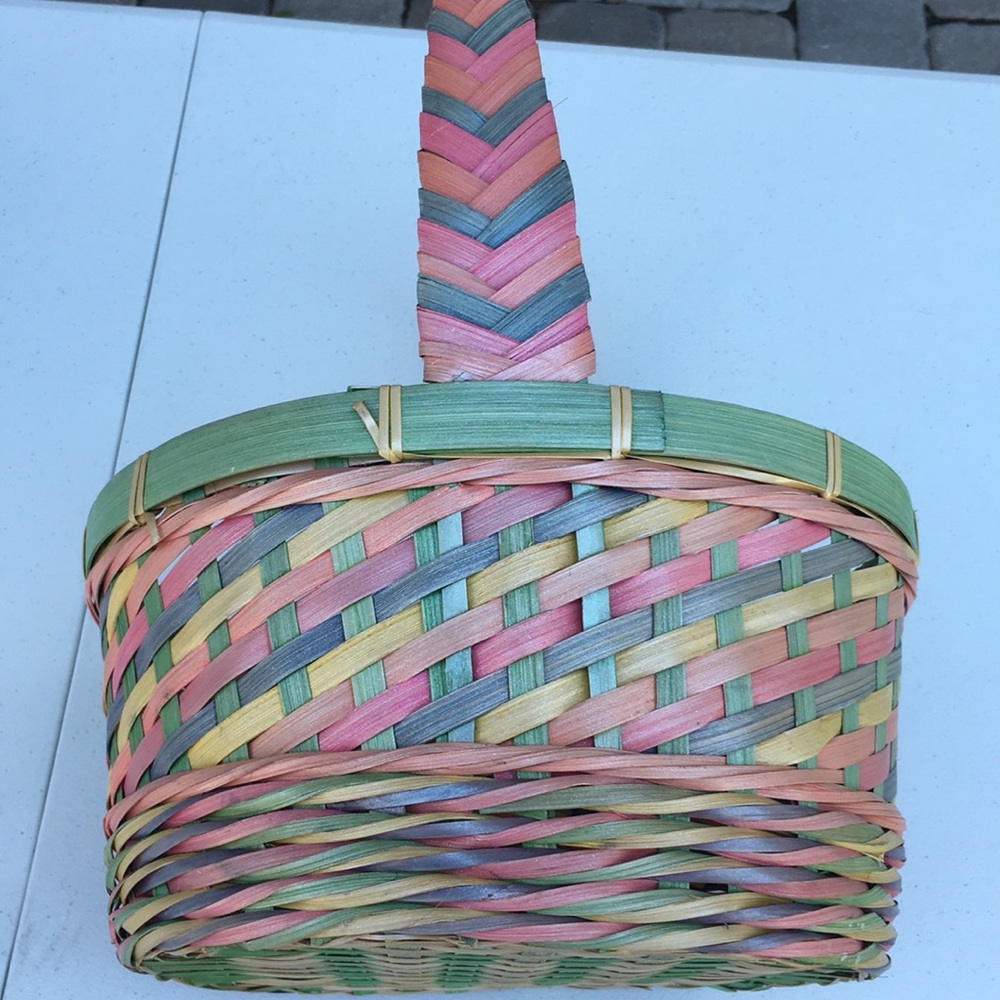 Easter basket - Picture 7 of 8